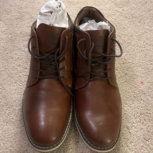 Brand new Low Chukka size 13